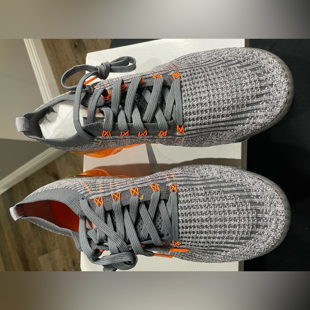 Men’s Nike vapor max size 11